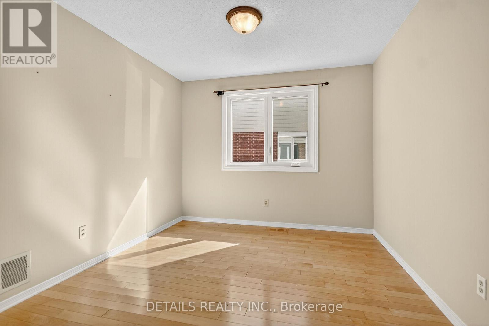 234 Walden Drive, Ottawa, Ontario  K2K 2M3 - Photo 21 - X12444772