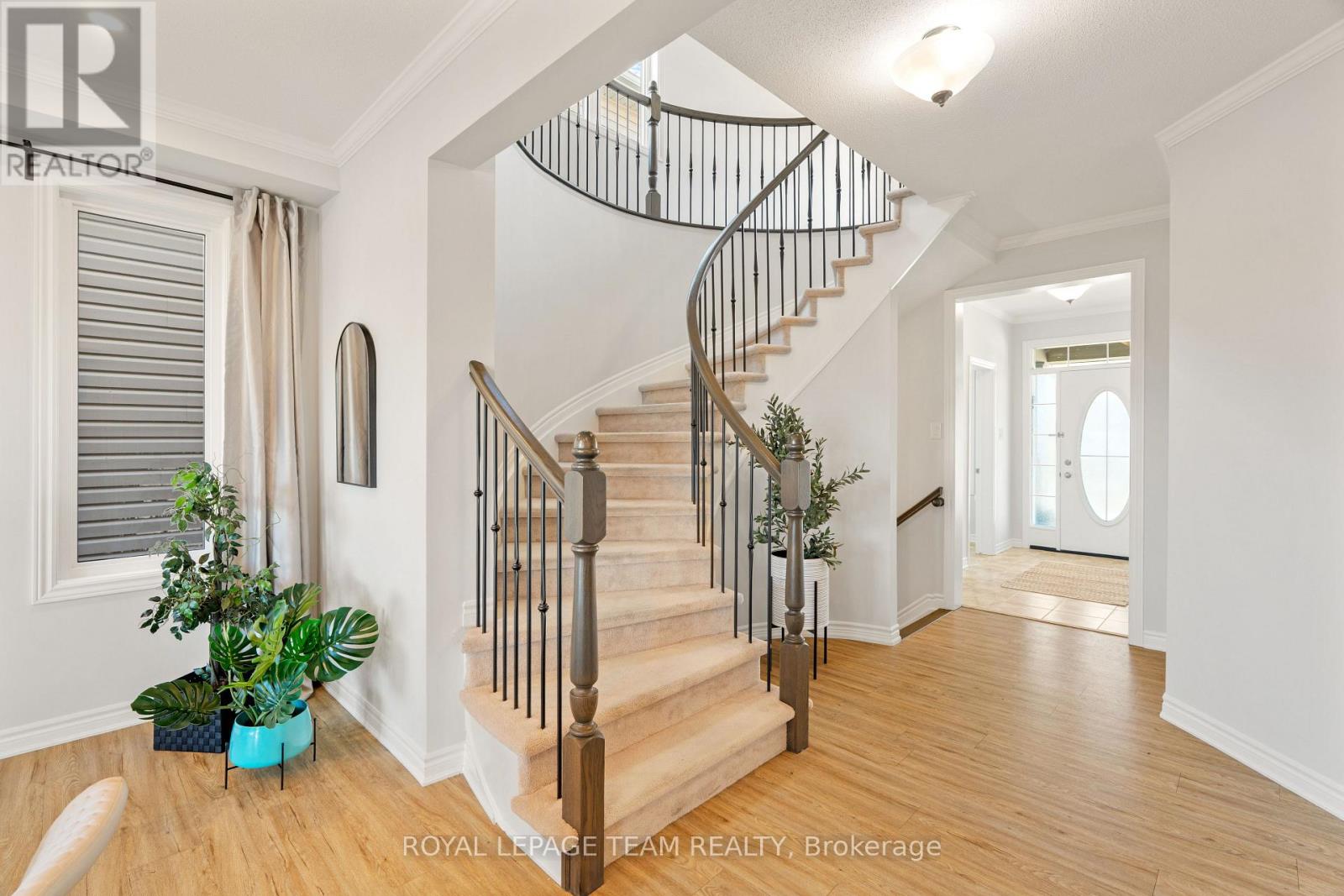 303 Sweetclover Way, Ottawa, Ontario  K4A 1E5 - Photo 7 - X12444782