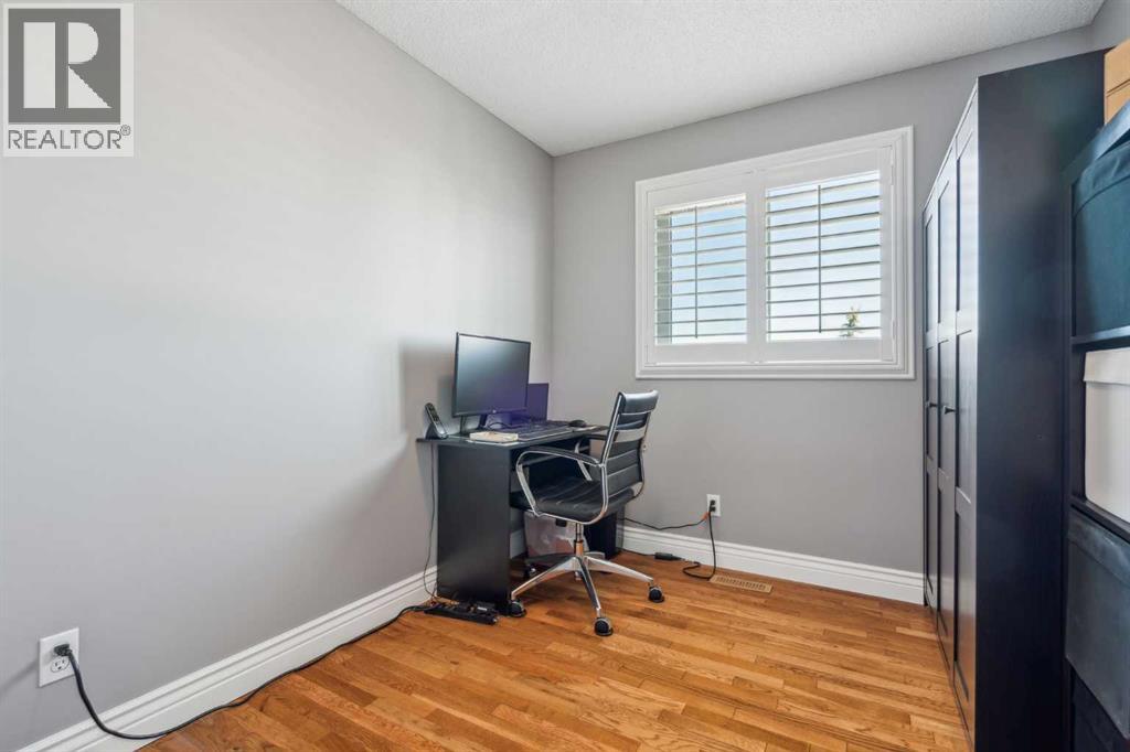5248 Martin Crossing Drive Ne, Calgary, Alberta  T3J 3R5 - Photo 16 - A2244665