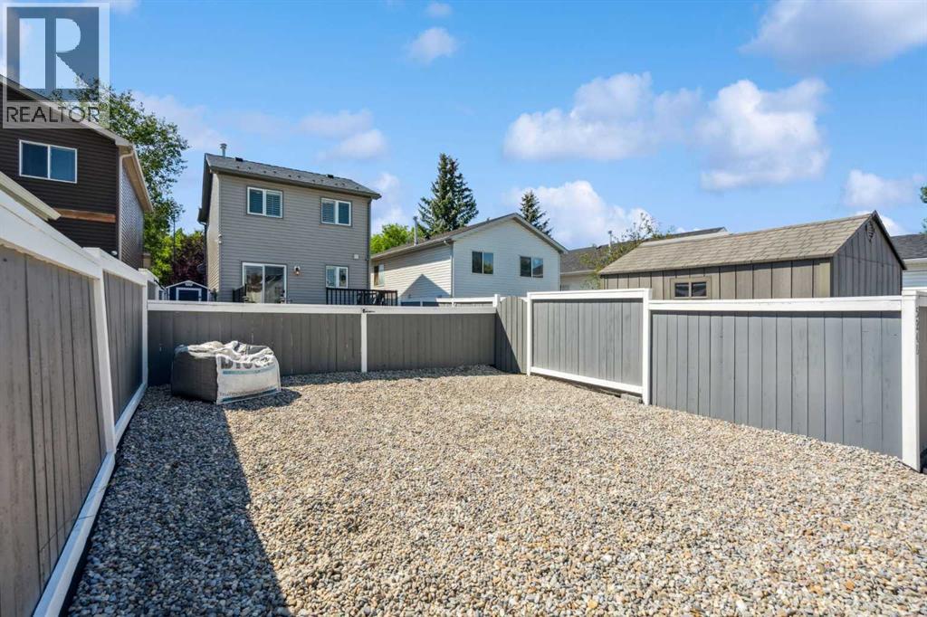 5248 Martin Crossing Drive Ne, Calgary, Alberta  T3J 3R5 - Photo 31 - A2244665