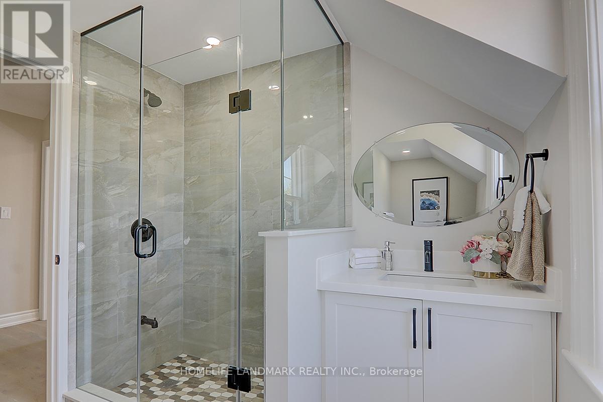 22 Duchess Street, Whitchurch-Stouffville, Ontario  L4A 1E3 - Photo 19 - N12444775