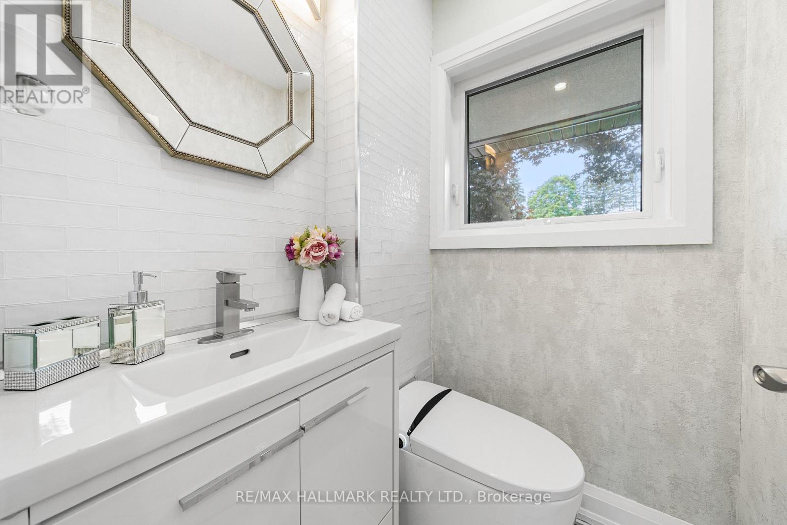 220 Grandview Avenue, Markham, Ontario  L3T 1J4 - Photo 26 - N12444784