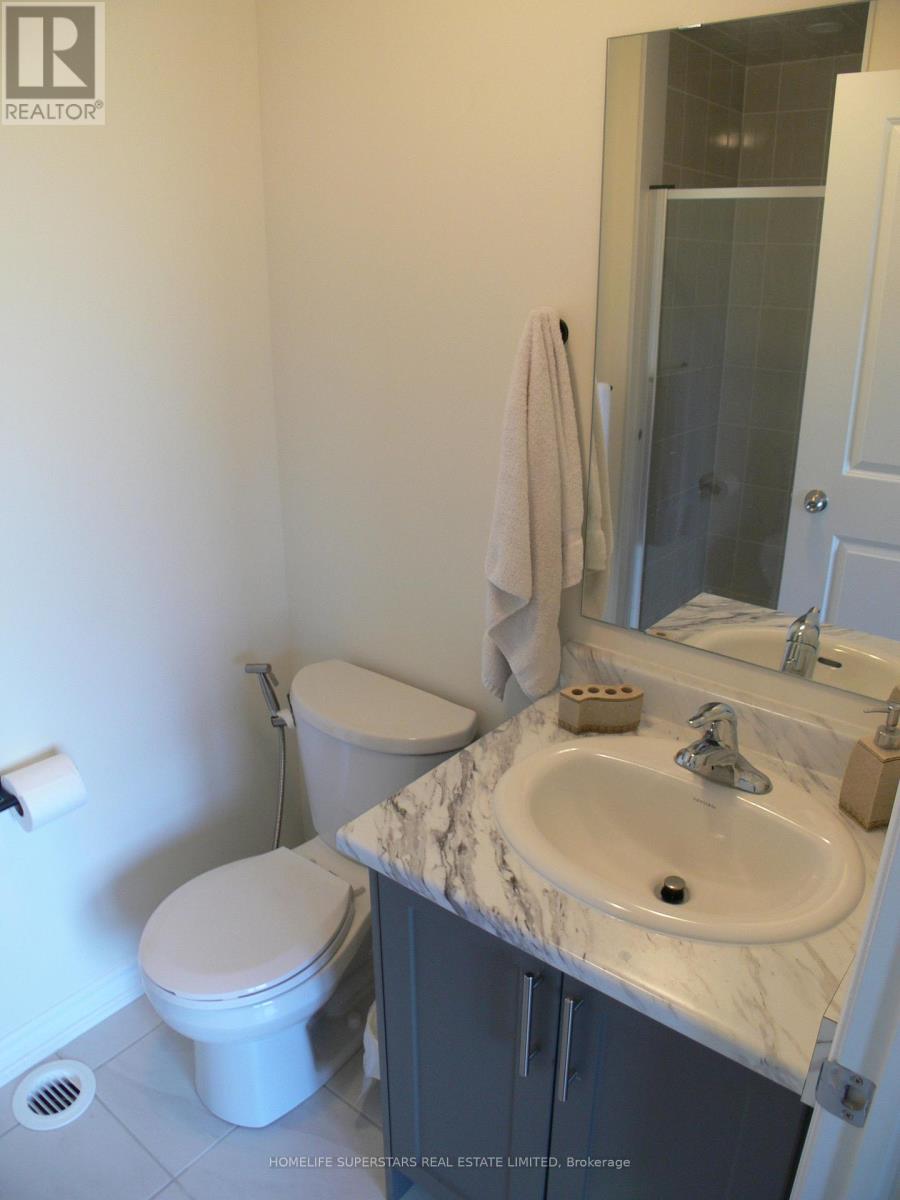 95 Donald Ficht Crescent, Brampton, Ontario  L7A 5H7 - Photo 12 - W12444778