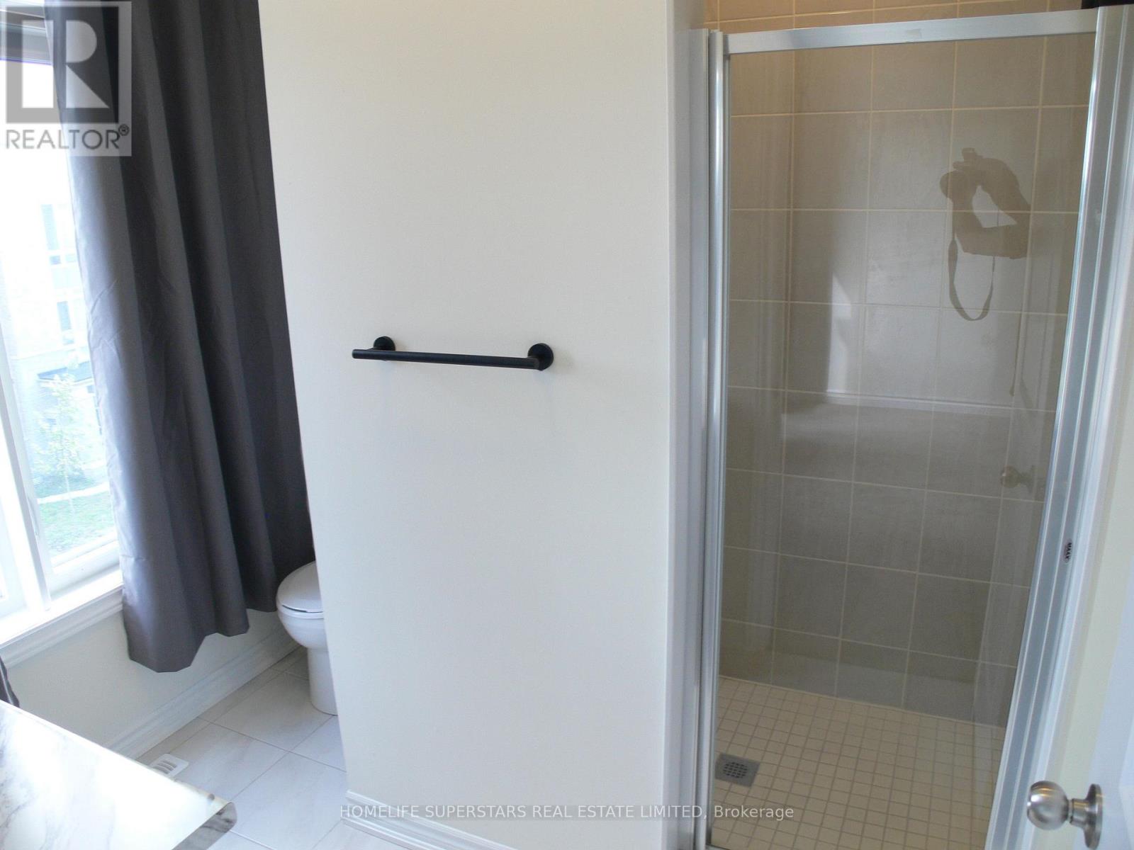 95 Donald Ficht Crescent, Brampton, Ontario  L7A 5H7 - Photo 22 - W12444778
