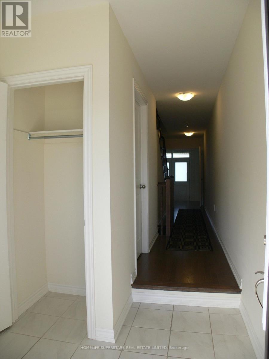 95 Donald Ficht Crescent, Brampton, Ontario  L7A 5H7 - Photo 7 - W12444778