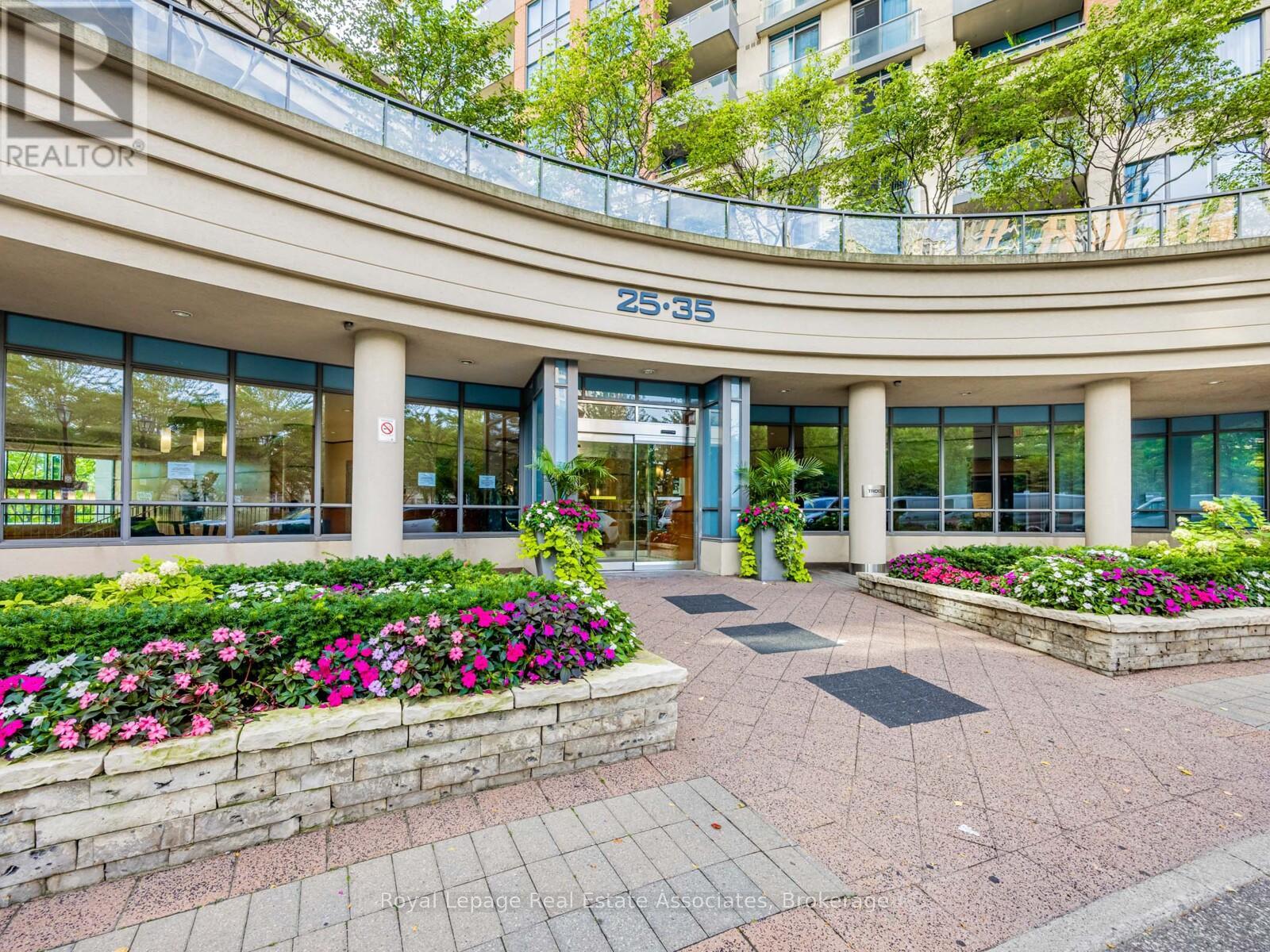 335 - 35 VIKING LANE, Toronto, Ontario