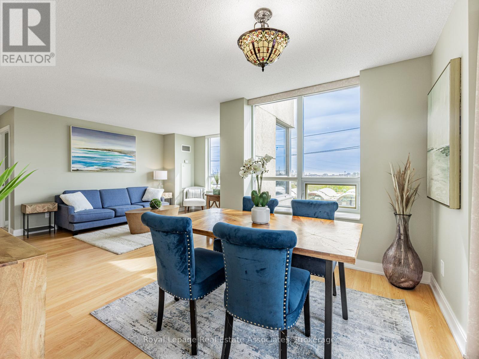335 - 35 Viking Lane, Toronto, Ontario  M9B 0A2 - Photo 17 - W12444787