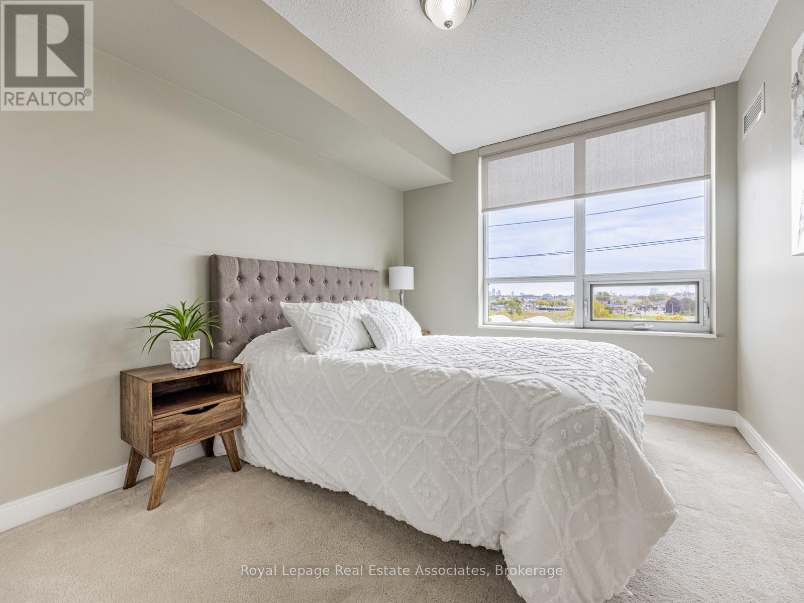 335 - 35 Viking Lane, Toronto, Ontario  M9B 0A2 - Photo 21 - W12444787