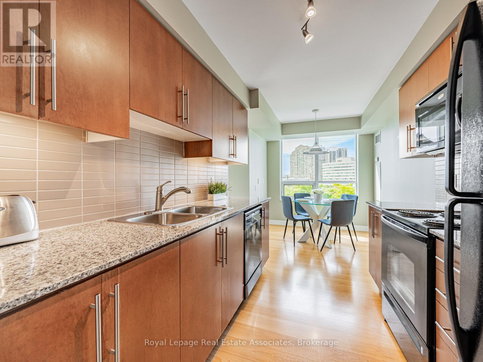 335 - 35 Viking Lane, Toronto, Ontario  M9B 0A2 - Photo 6 - W12444787