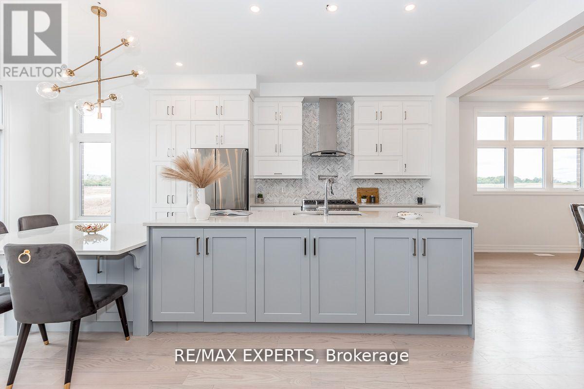 1376 Hydrangea Gardens, Oakville, Ontario  L6H 7X2 - Photo 5 - W12444788