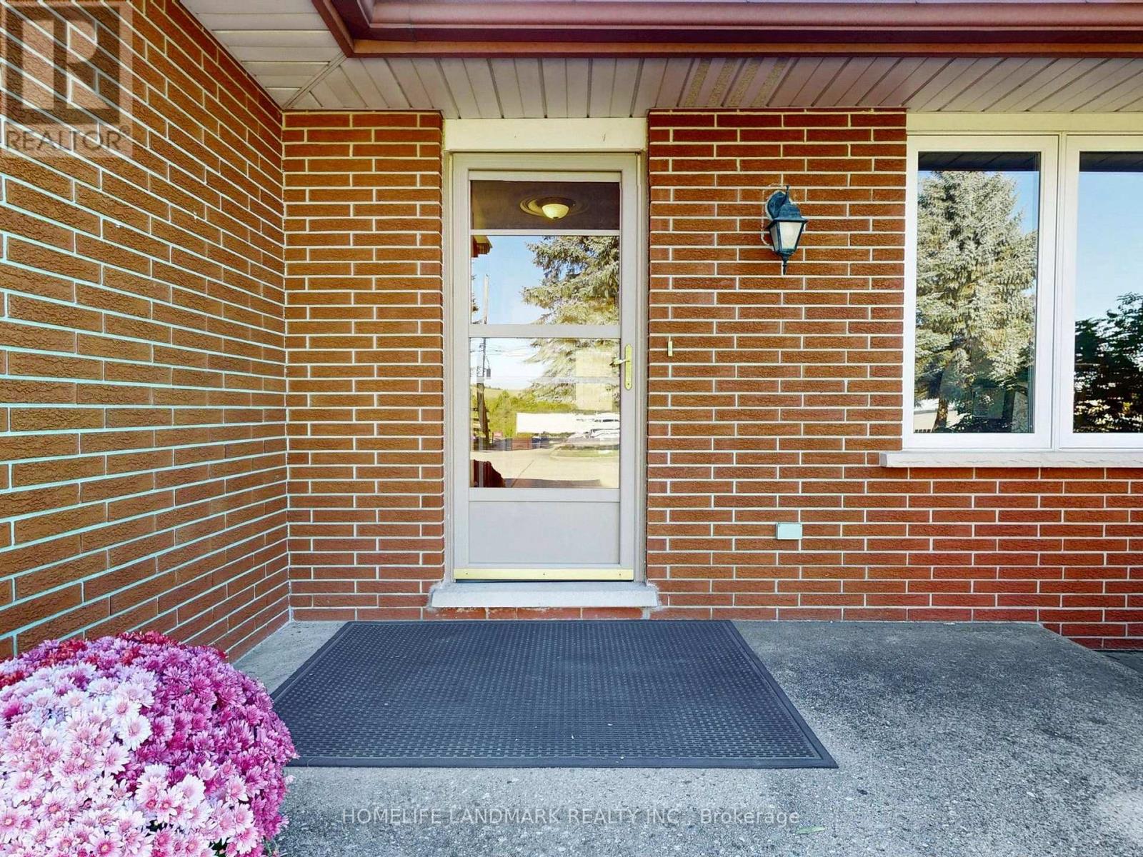 7897 Hwy 7 Road, Guelph/eramosa, Ontario  N1H 6H8 - Photo 4 - X12444774
