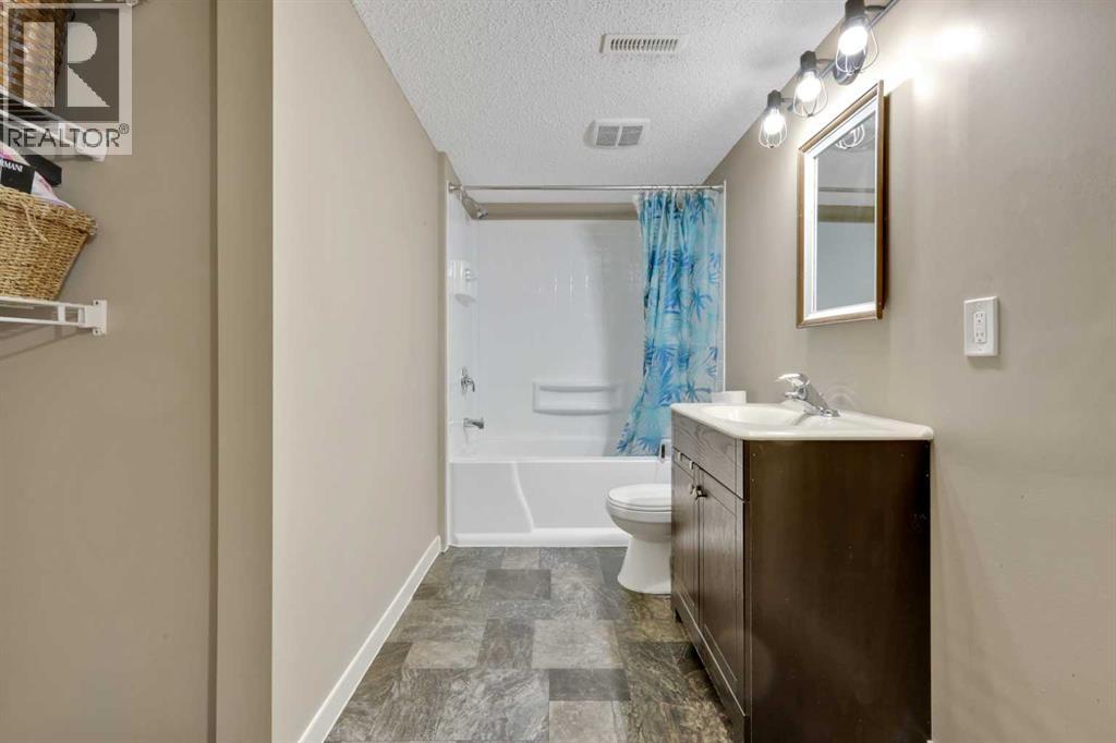 164 Reunion Grove Nw, Airdrie, Alberta  T4B 0Z3 - Photo 27 - A2243503