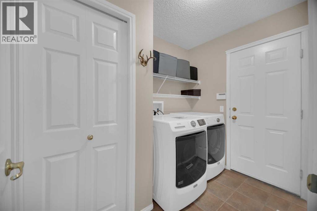 154 Bridlewood Court Sw, Calgary, Alberta  T2Y 3Z1 - Photo 16 - A2260167