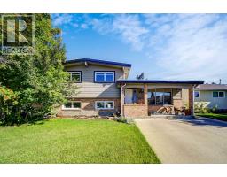 1059 Lakemount Boulevard S Lakeview