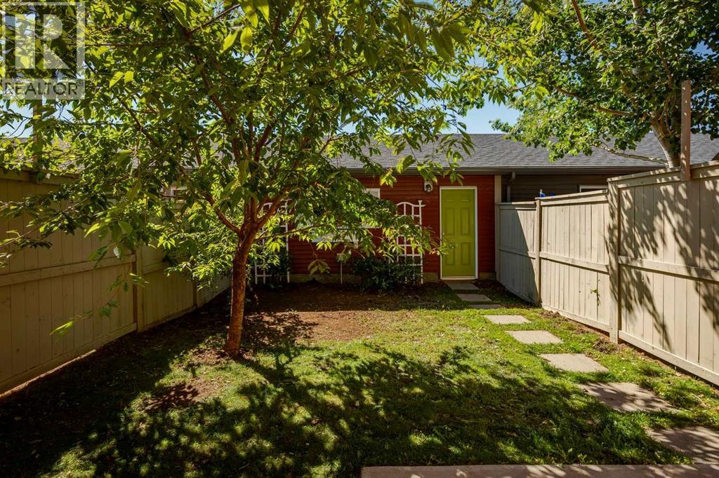 44 Sunvalley Road, Cochrane, Alberta  T4C 0X6 - Photo 42 - A2247610