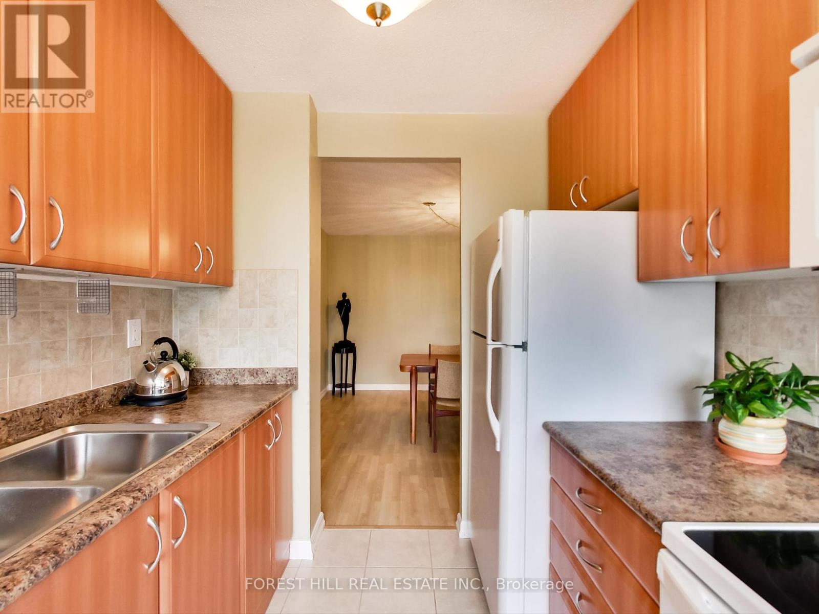 305 - 133 Torresdale Avenue, Toronto, Ontario  M2R 3T2 - Photo 12 - C12444803