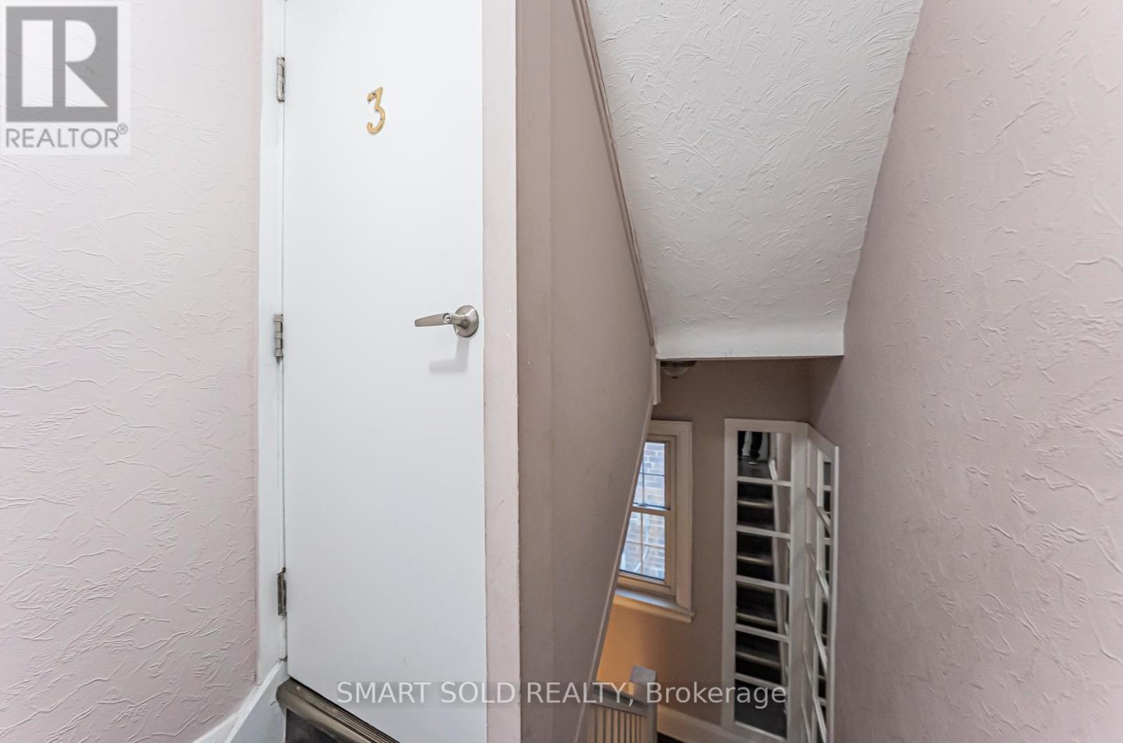 889 Avenue Road, Toronto, Ontario  M5P 2K7 - Photo 28 - C12444804