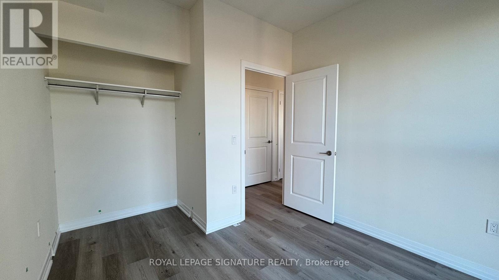 1509 - 15 Watergarden Drive, Mississauga, Ontario  L5R 1B2 - Photo 6 - W12422474