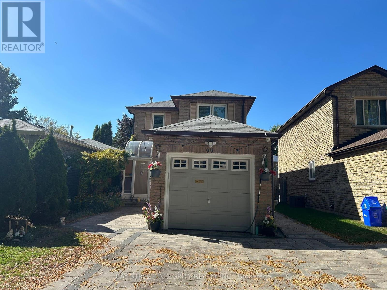 99 Mercer Crescent, Markham, Ontario  L3P 4K2 - Photo 3 - N12444797