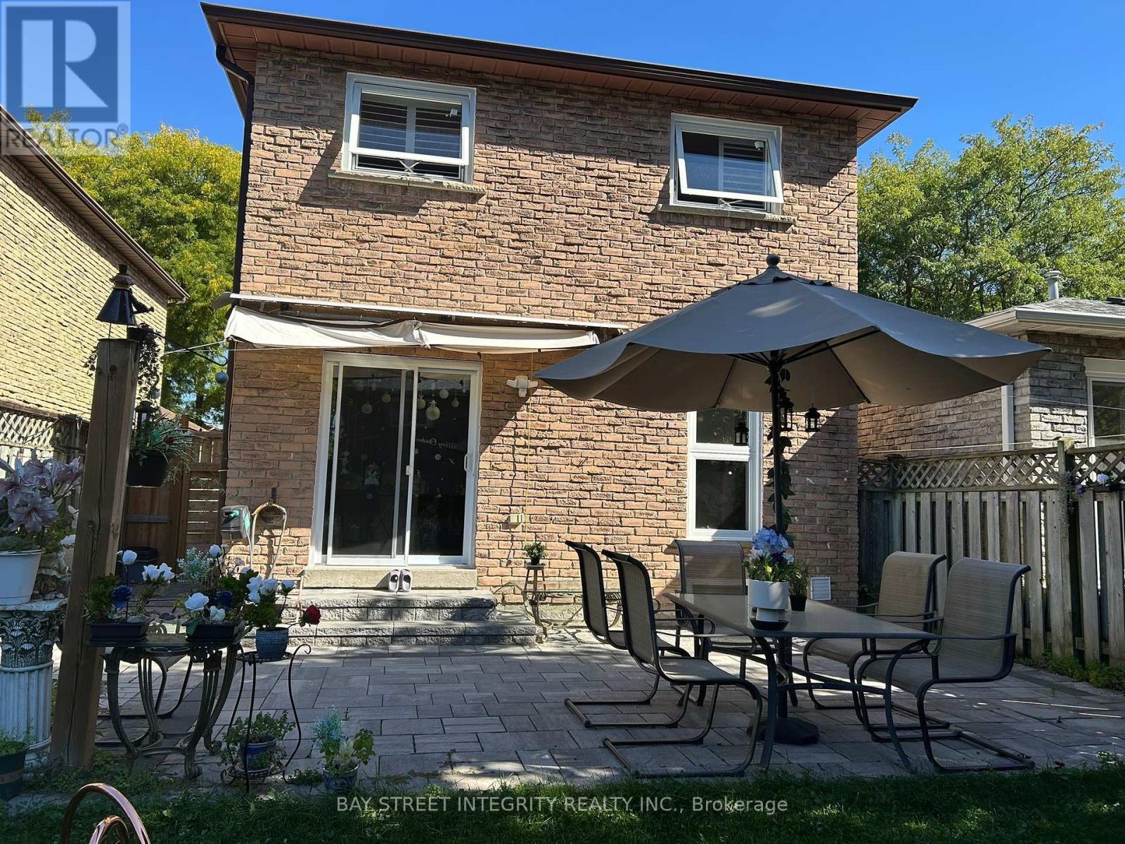 99 Mercer Crescent, Markham, Ontario  L3P 4K2 - Photo 7 - N12444797