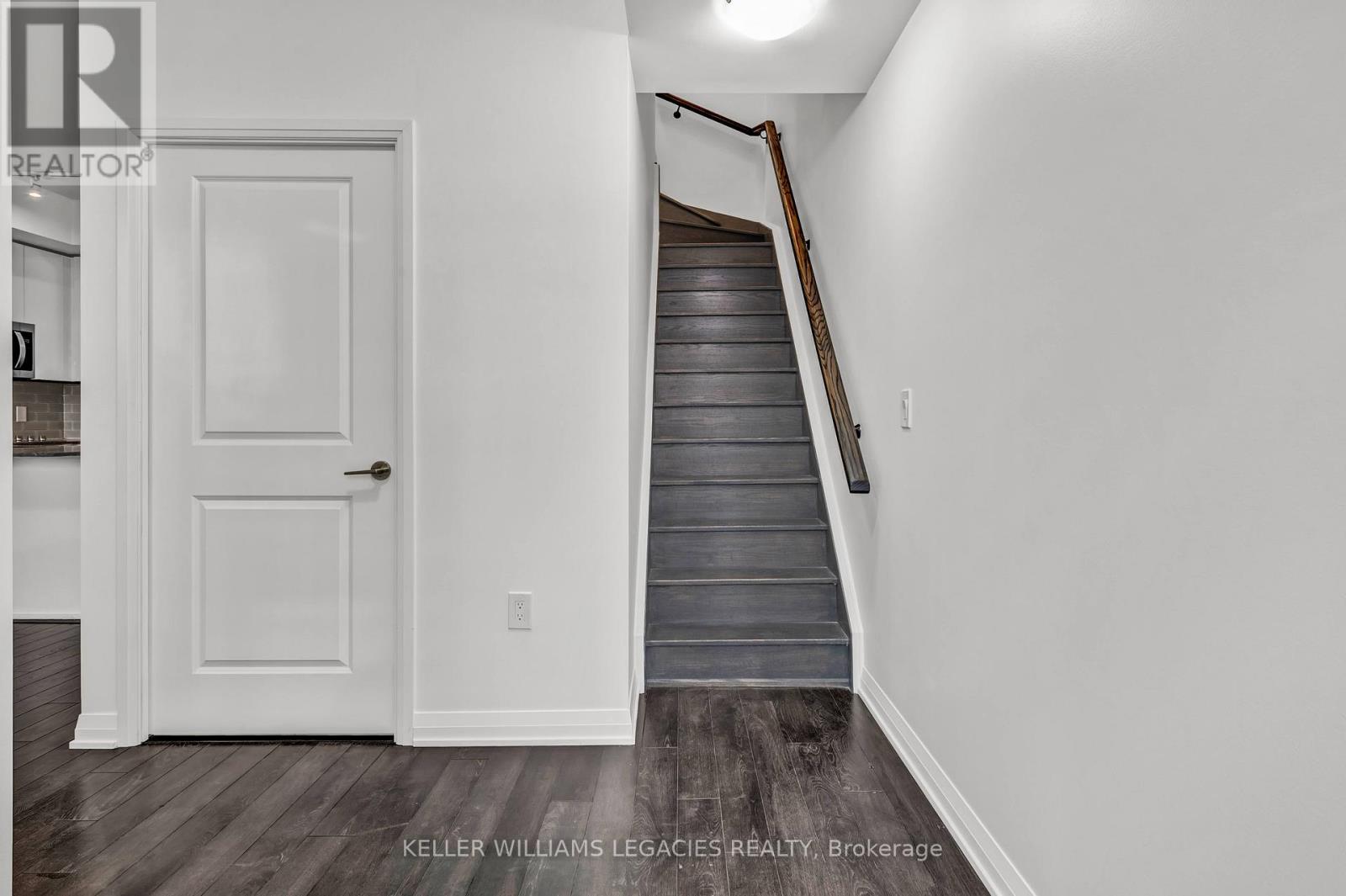106 - 99 Eagle Rock Way, Vaughan, Ontario  L6A 5A7 - Photo 16 - N12444810