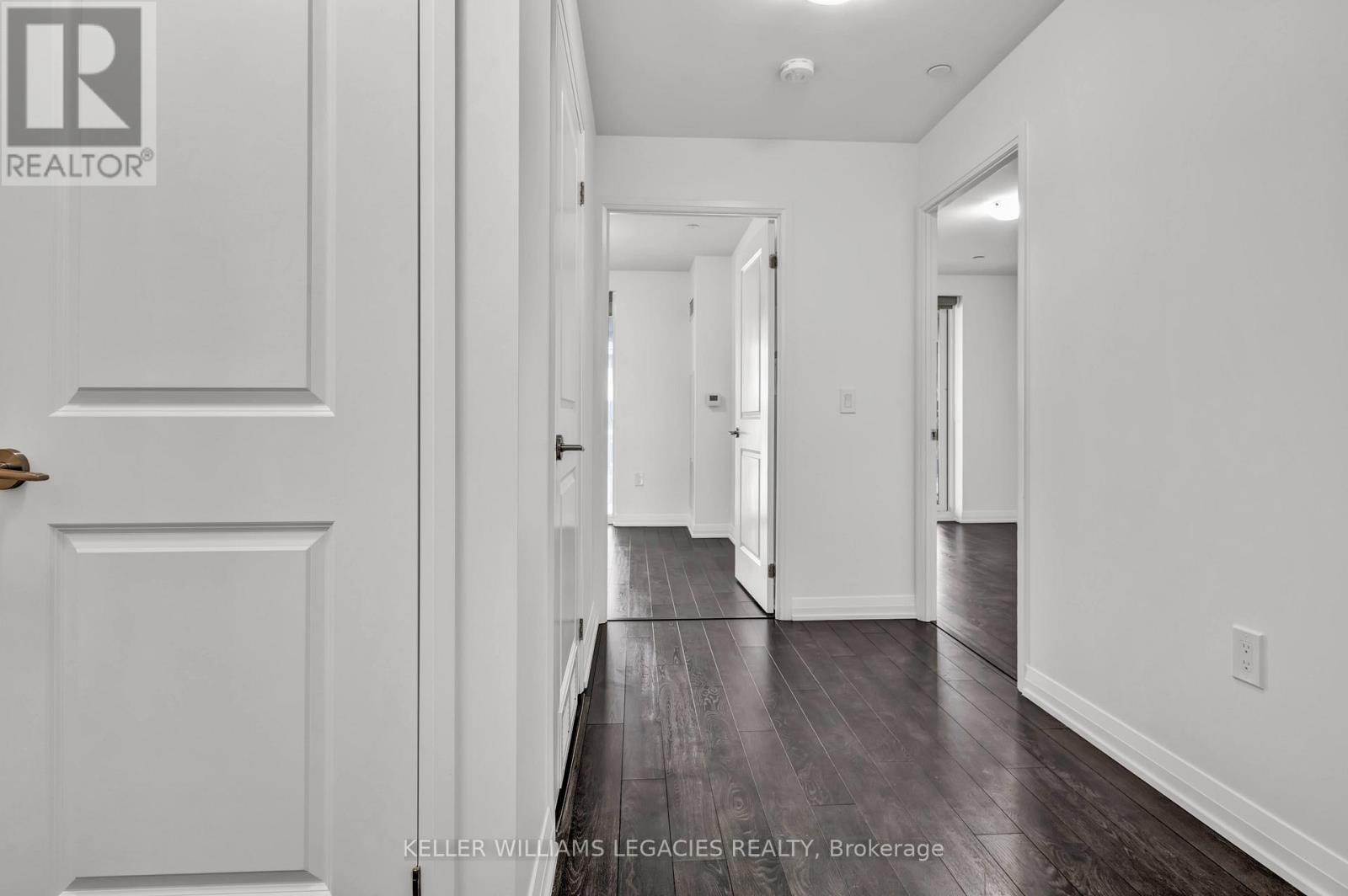 106 - 99 Eagle Rock Way, Vaughan, Ontario  L6A 5A7 - Photo 18 - N12444810