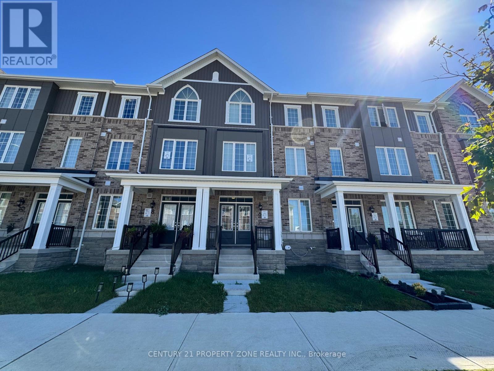 6 Bellasera Way, Caledon, Ontario  L7C 1Z9 - Photo 2 - W12444807