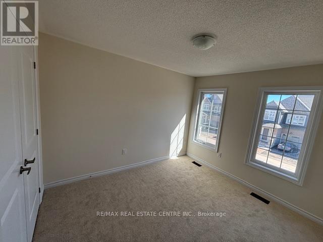102 Mcgill Avenue, Erin, Ontario  N0B 1T0 - Photo 10 - X12444794
