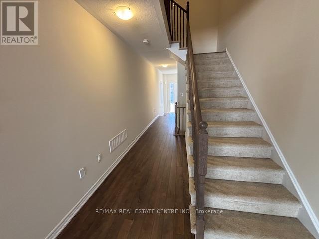 102 Mcgill Avenue, Erin, Ontario  N0B 1T0 - Photo 7 - X12444794