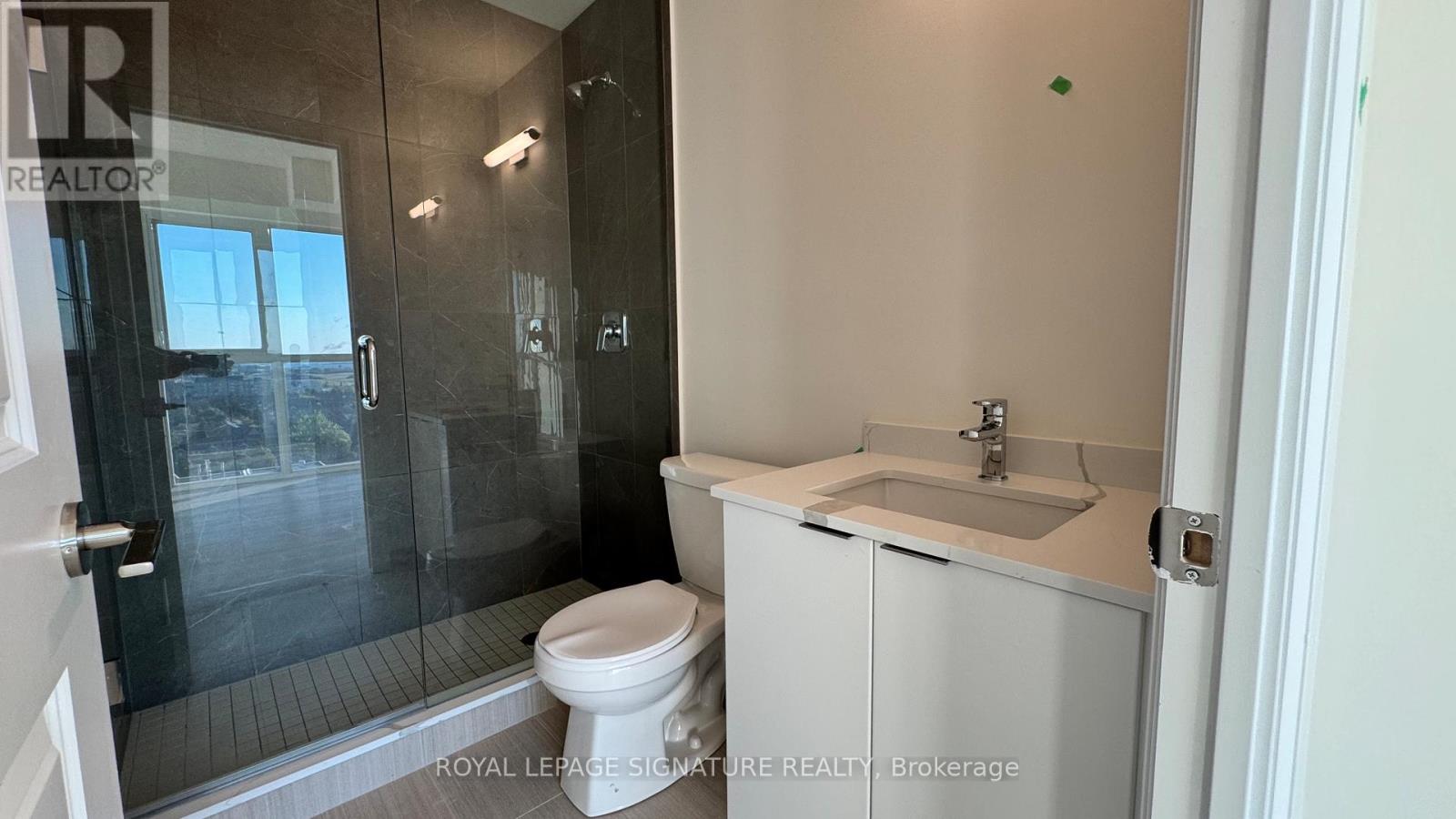 1509 - 15 Watergarden Drive, Mississauga, Ontario  L5R 1B2 - Photo 15 - W12422474