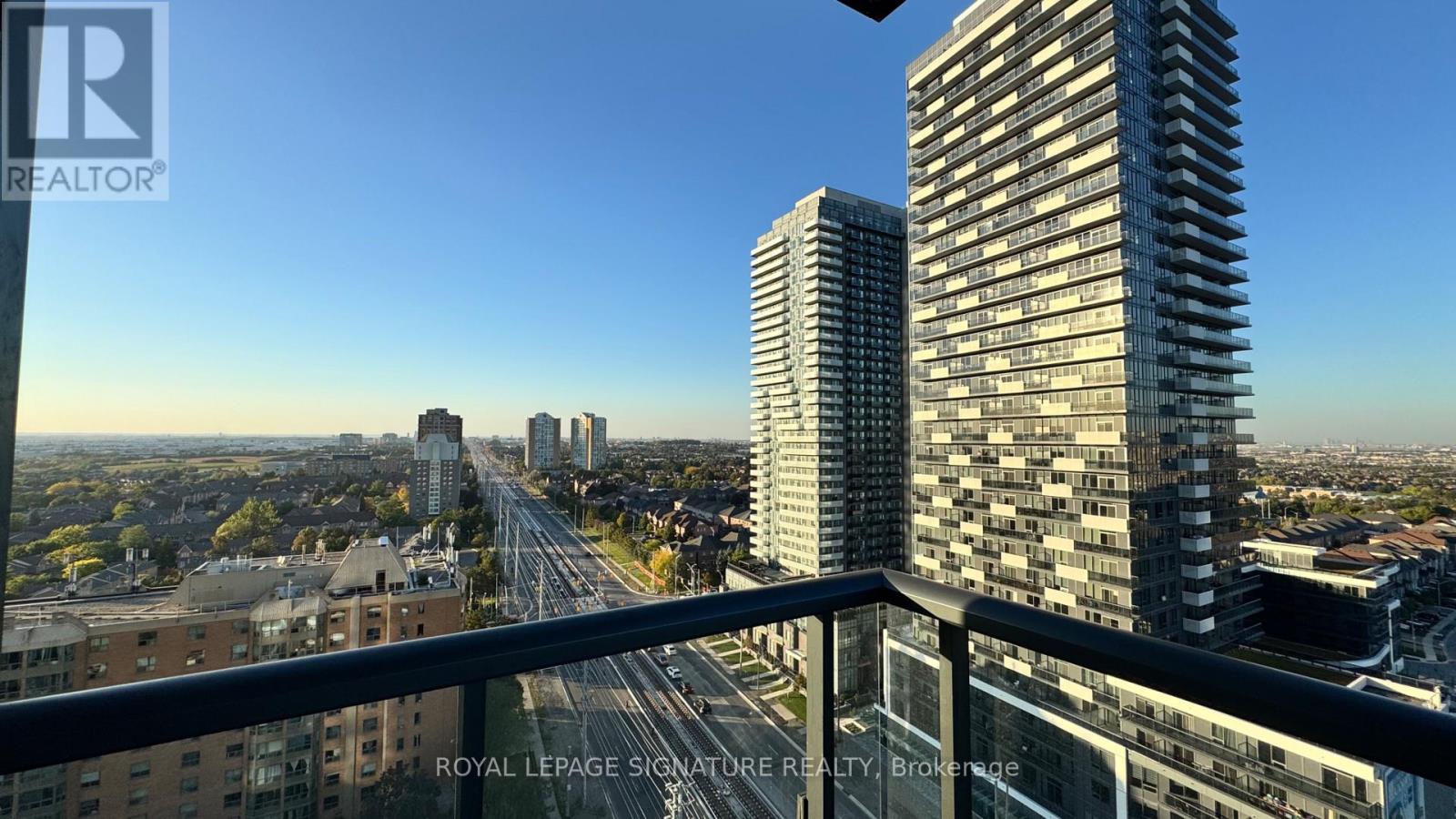 1509 - 15 Watergarden Drive, Mississauga, Ontario  L5R 1B2 - Photo 16 - W12422474