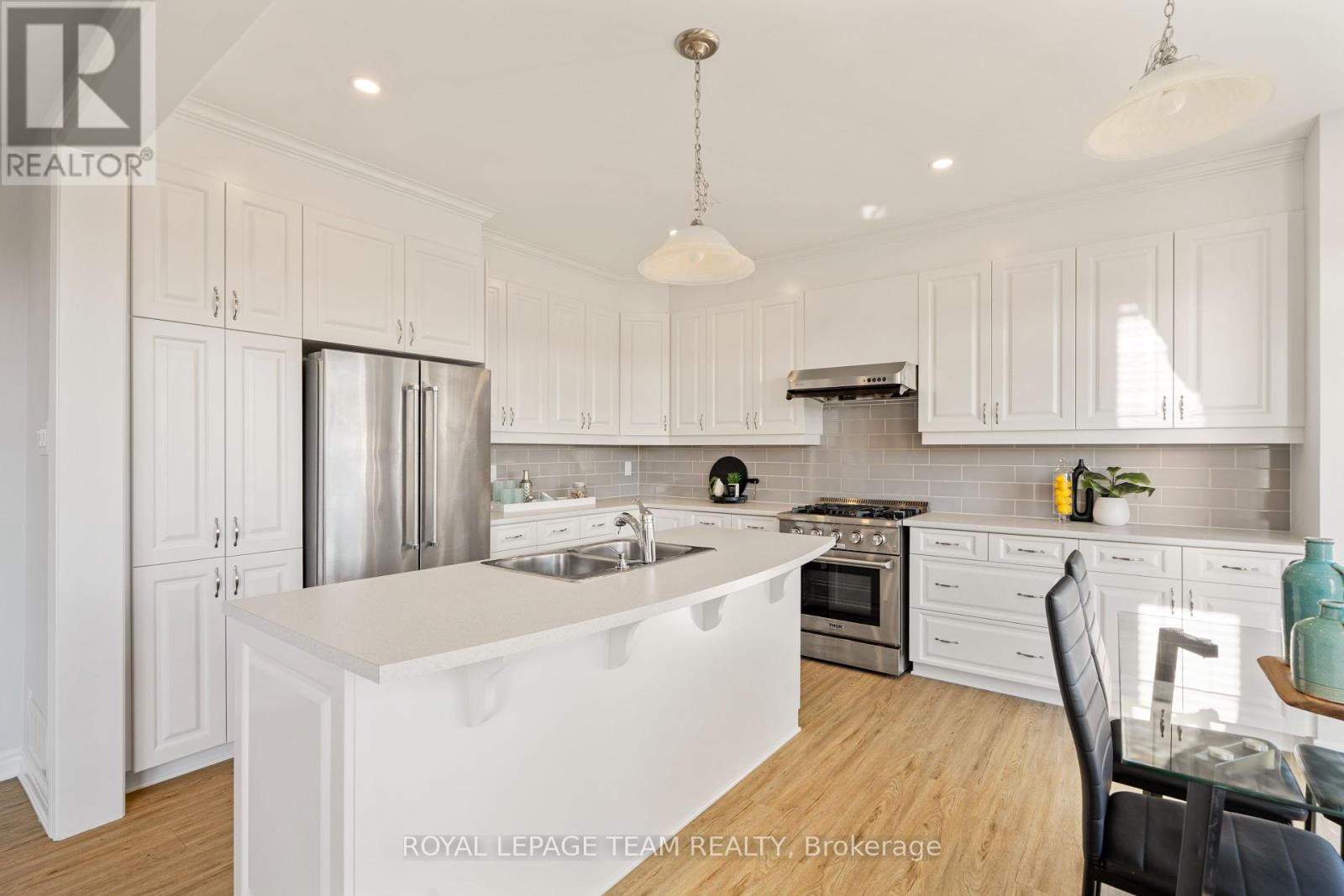303 Sweetclover Way, Ottawa, Ontario  K4A 1E5 - Photo 13 - X12444782