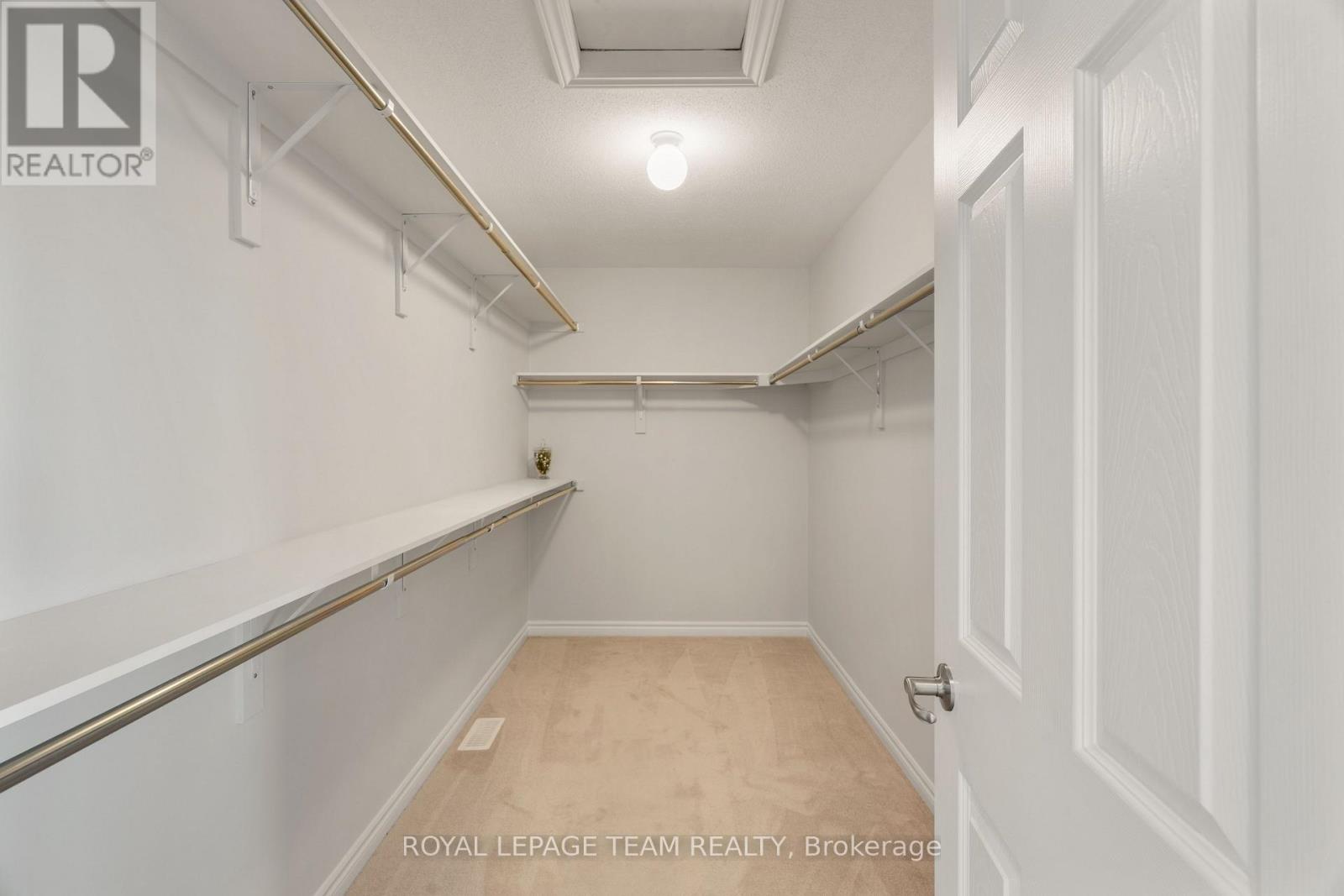 303 Sweetclover Way, Ottawa, Ontario  K4A 1E5 - Photo 27 - X12444782