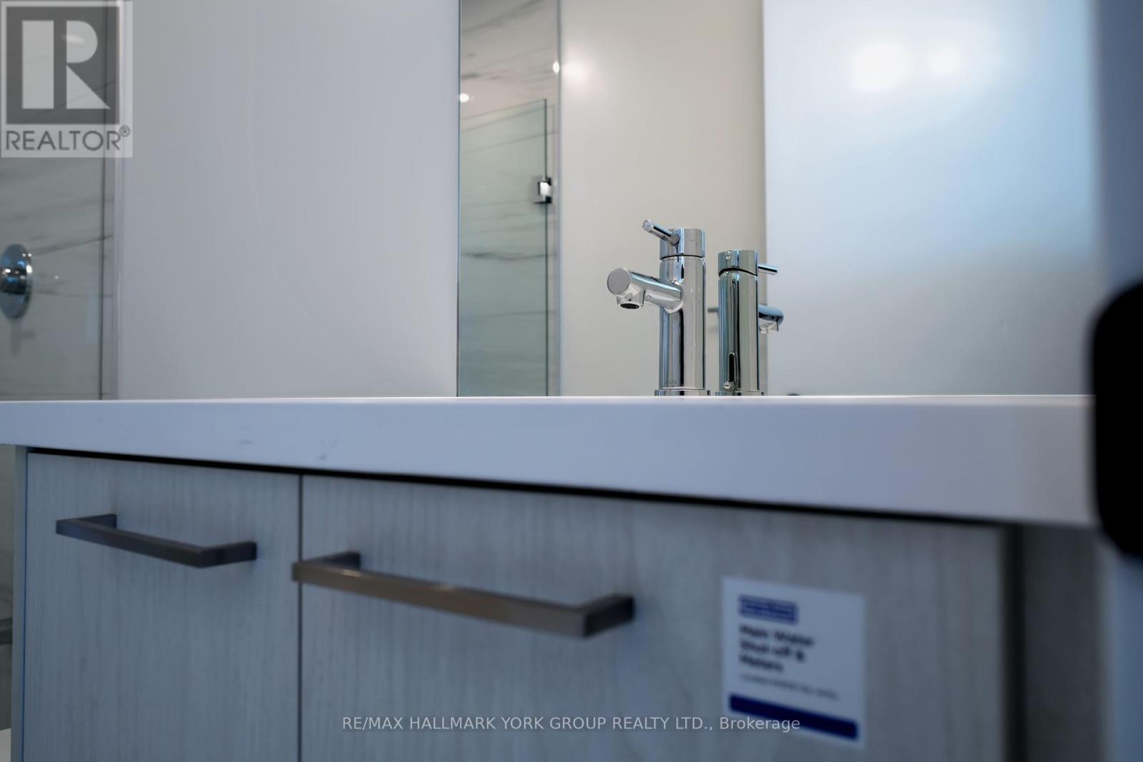 3812 - 28 Interchange Way, Vaughan, Ontario  L4K 0P8 - Photo 19 - N12438416