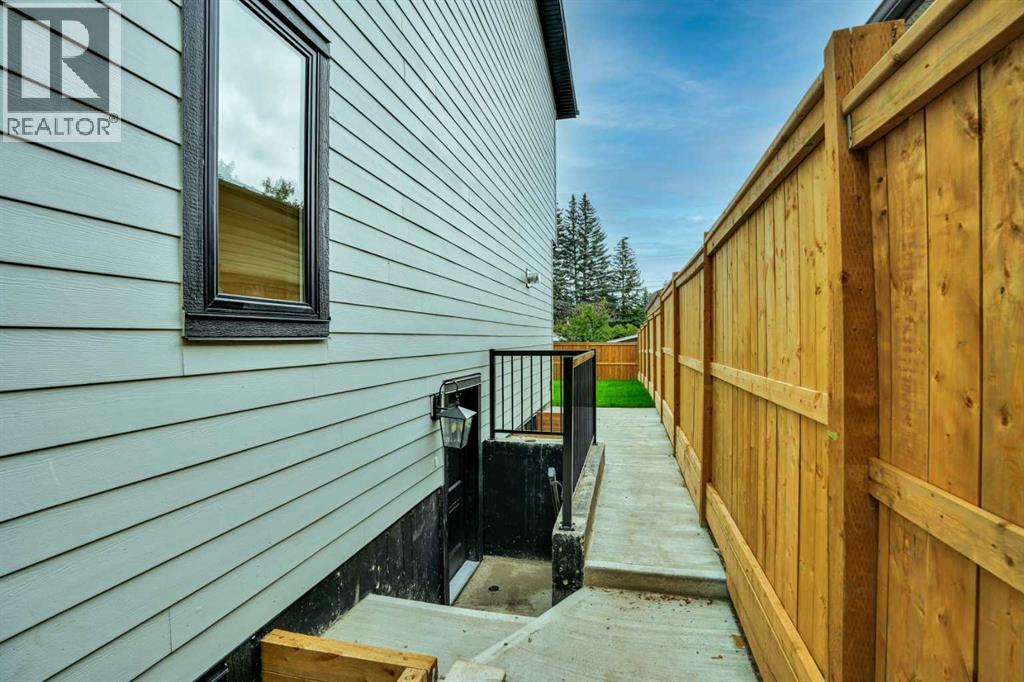 6312 Lacombe Way Sw, Calgary, Alberta  T3E 5T3 - Photo 44 - A2252811