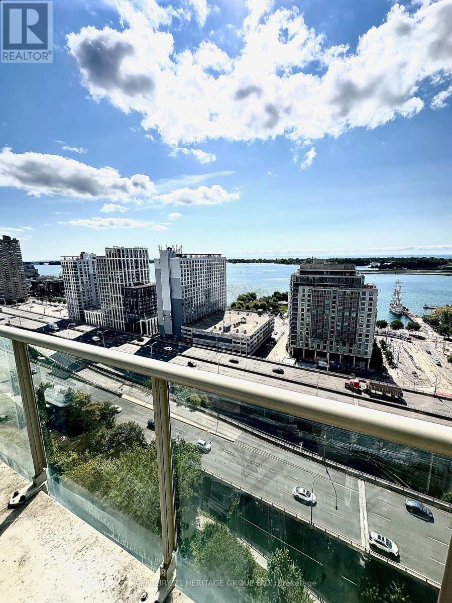 2211 - 35 Mariner Terrace, Toronto, Ontario  M5V 3V9 - Photo 15 - C12444822