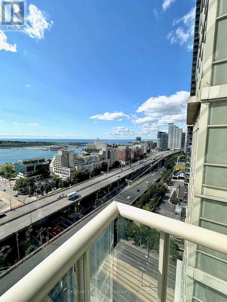 2211 - 35 Mariner Terrace, Toronto, Ontario  M5V 3V9 - Photo 5 - C12444822