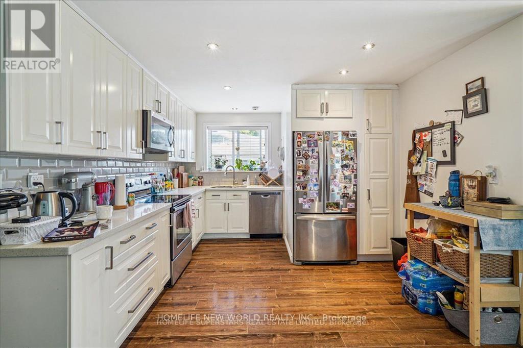 Upper - 47 Davis Road, Aurora, Ontario  L4G 2B4 - Photo 6 - N12444812