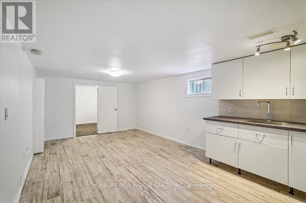 Bsmt - 47 Davis Road, Aurora, Ontario  L4G 2B4 - Photo 9 - N12444813