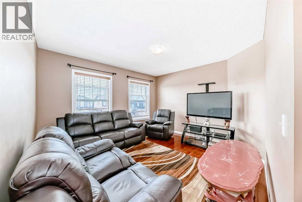 148 Saddlecrest Gardens Ne, Calgary, Alberta  T3J 0C3 - Photo 29 - A2242078