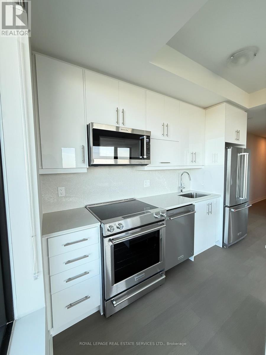803 - 1415 Dundas Street E, Oakville, Ontario  L6H 7G1 - Photo 13 - W12444832