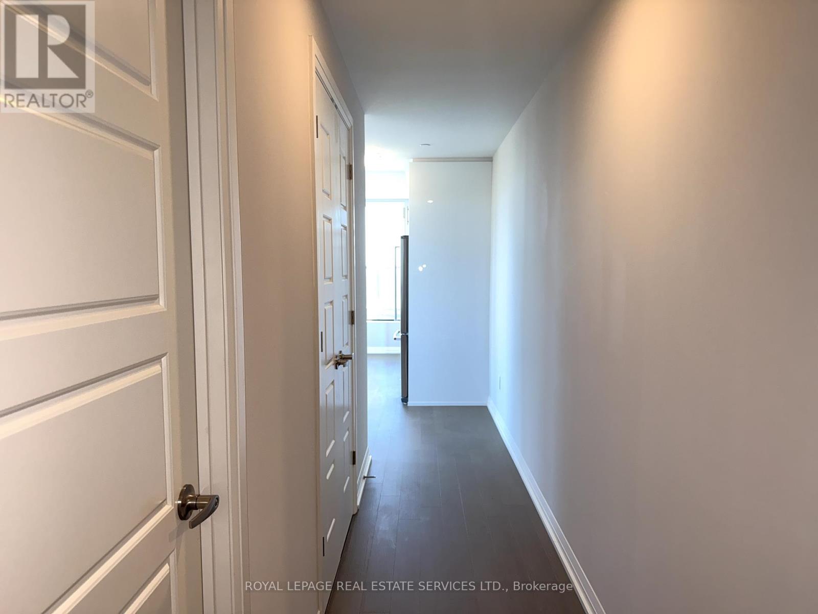 803 - 1415 Dundas Street E, Oakville, Ontario  L6H 7G1 - Photo 8 - W12444832