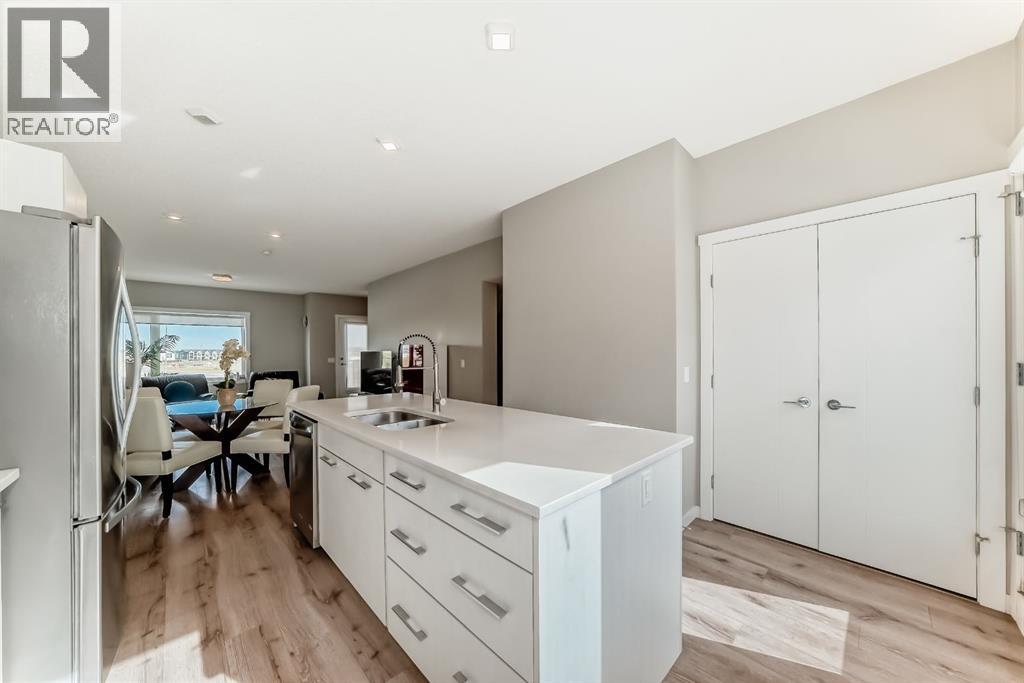802, 218 Sherwood Square Nw, Calgary, Alberta  T3R 0Y2 - Photo 8 - A2262191