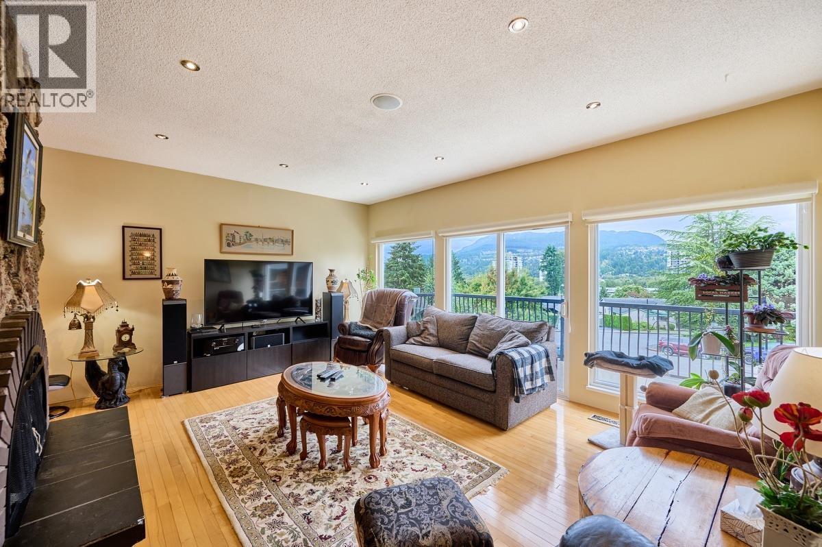3222 Pinda Drive, Port Moody, British Columbia  V3H 3J7 - Photo 12 - R3054688