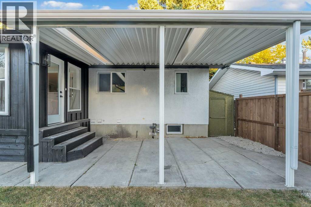 11003 Braeside Drive Sw, Calgary, Alberta  T2W 1C2 - Photo 31 - A2260813