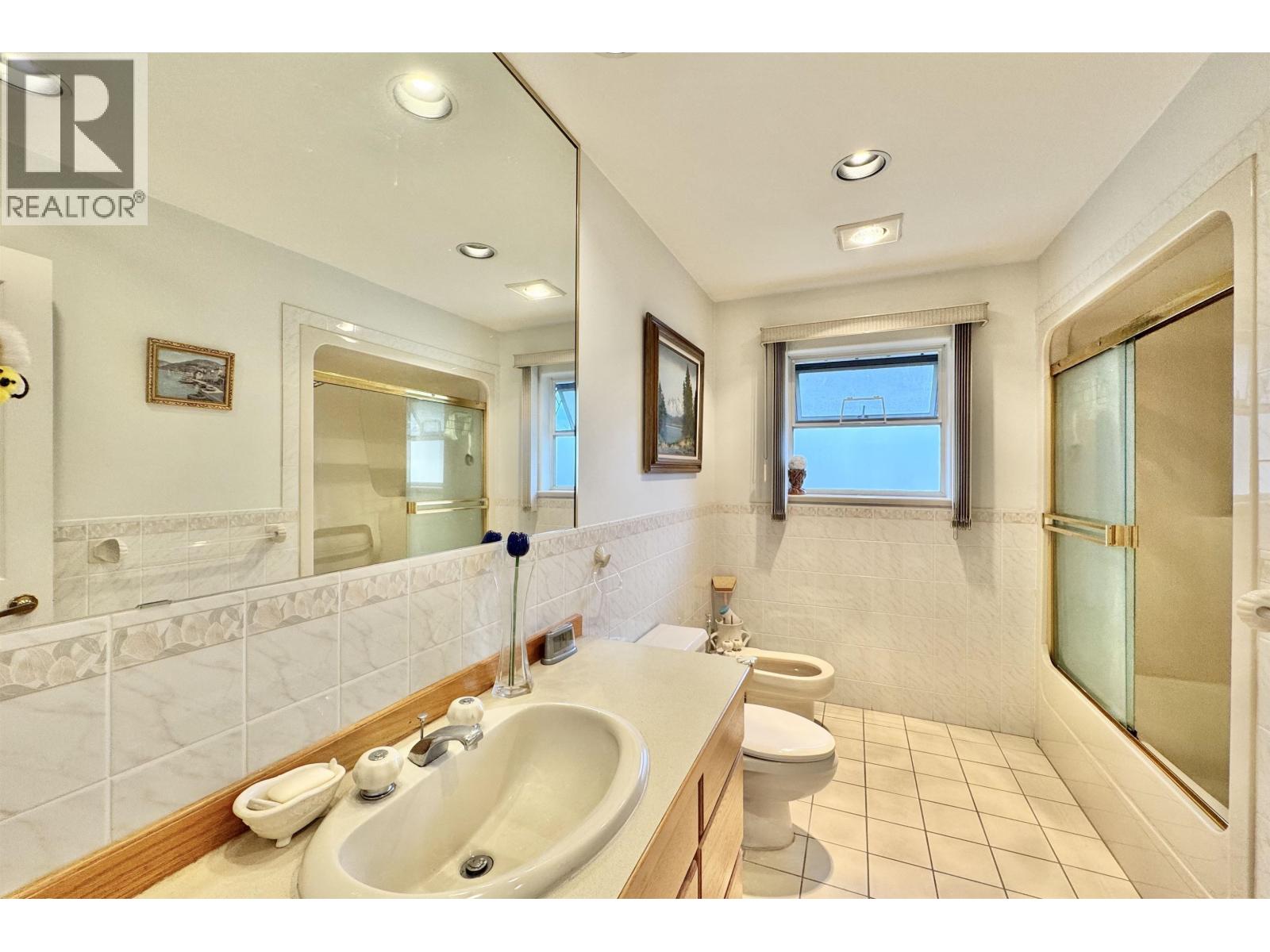 7091 Sussex Avenue, Burnaby, British Columbia  V5J 3V4 - Photo 26 - R3055178