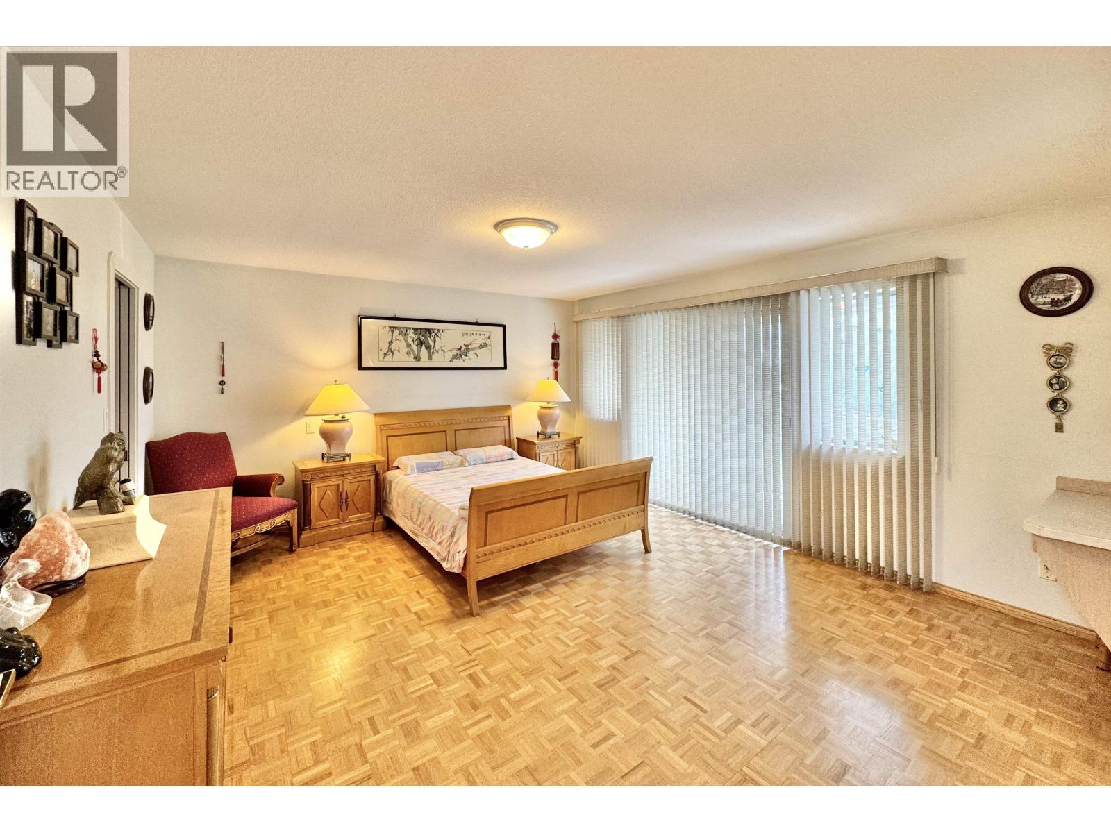 7091 Sussex Avenue, Burnaby, British Columbia  V5J 3V4 - Photo 14 - R3055178
