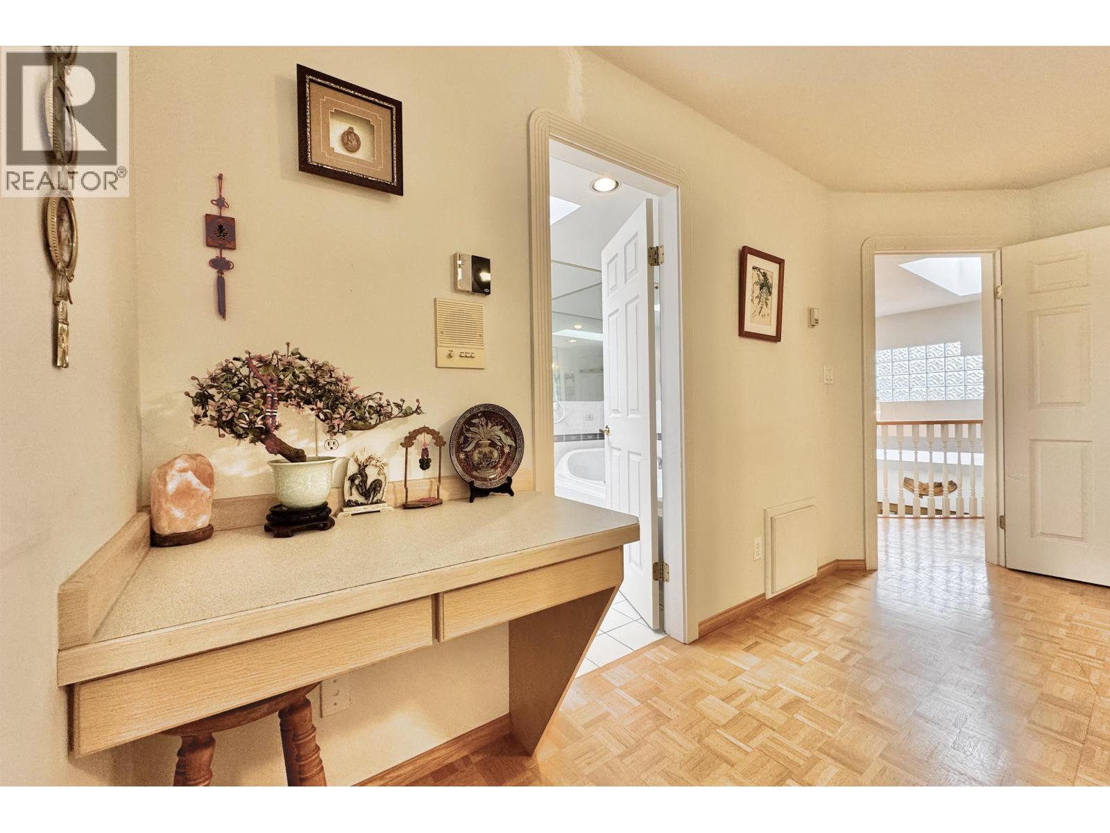 7091 Sussex Avenue, Burnaby, British Columbia  V5J 3V4 - Photo 15 - R3055178