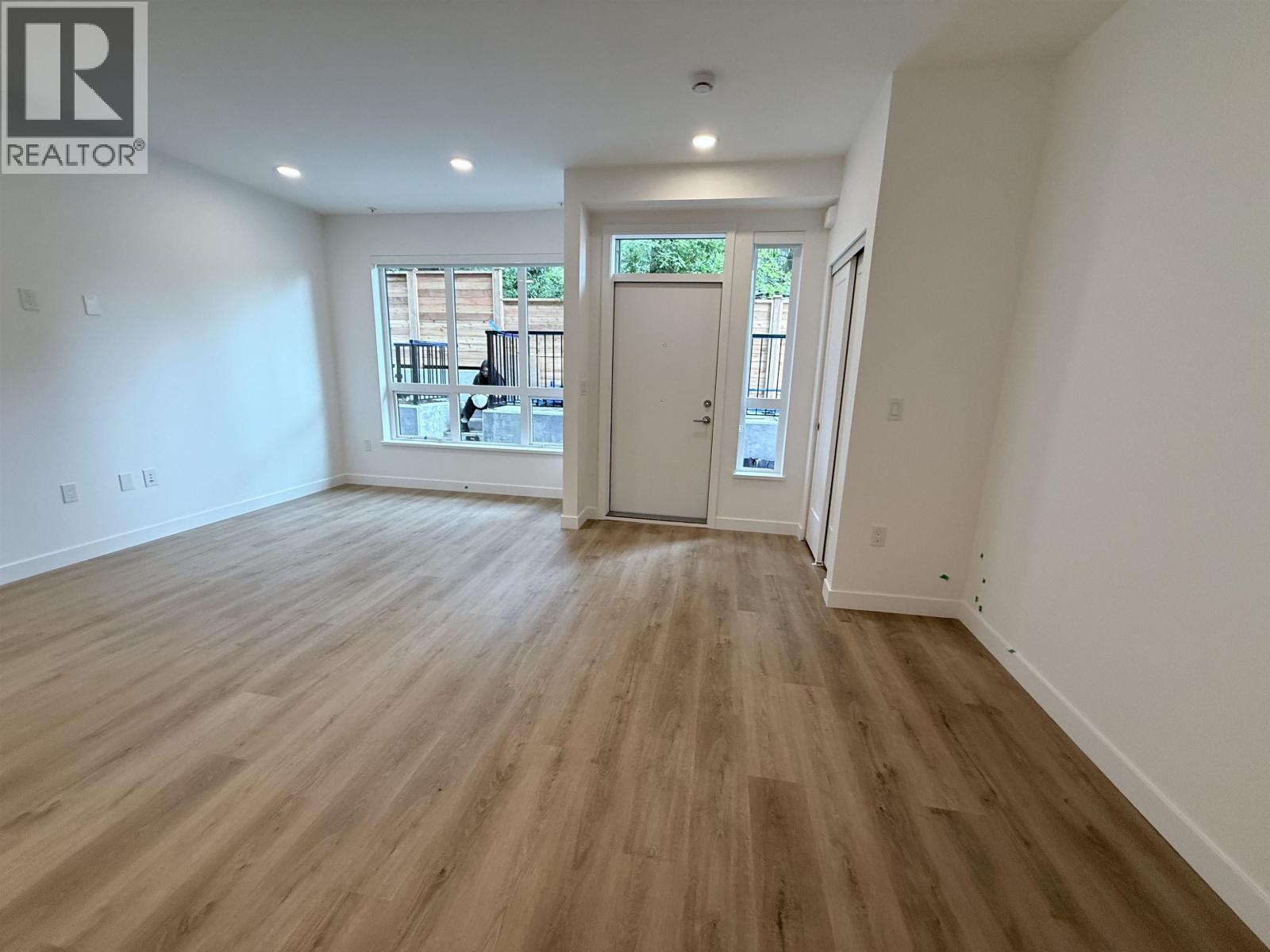 202 381 Clayton Street, Coquitlam, British Columbia  V3K 0J8 - Photo 23 - R3054219