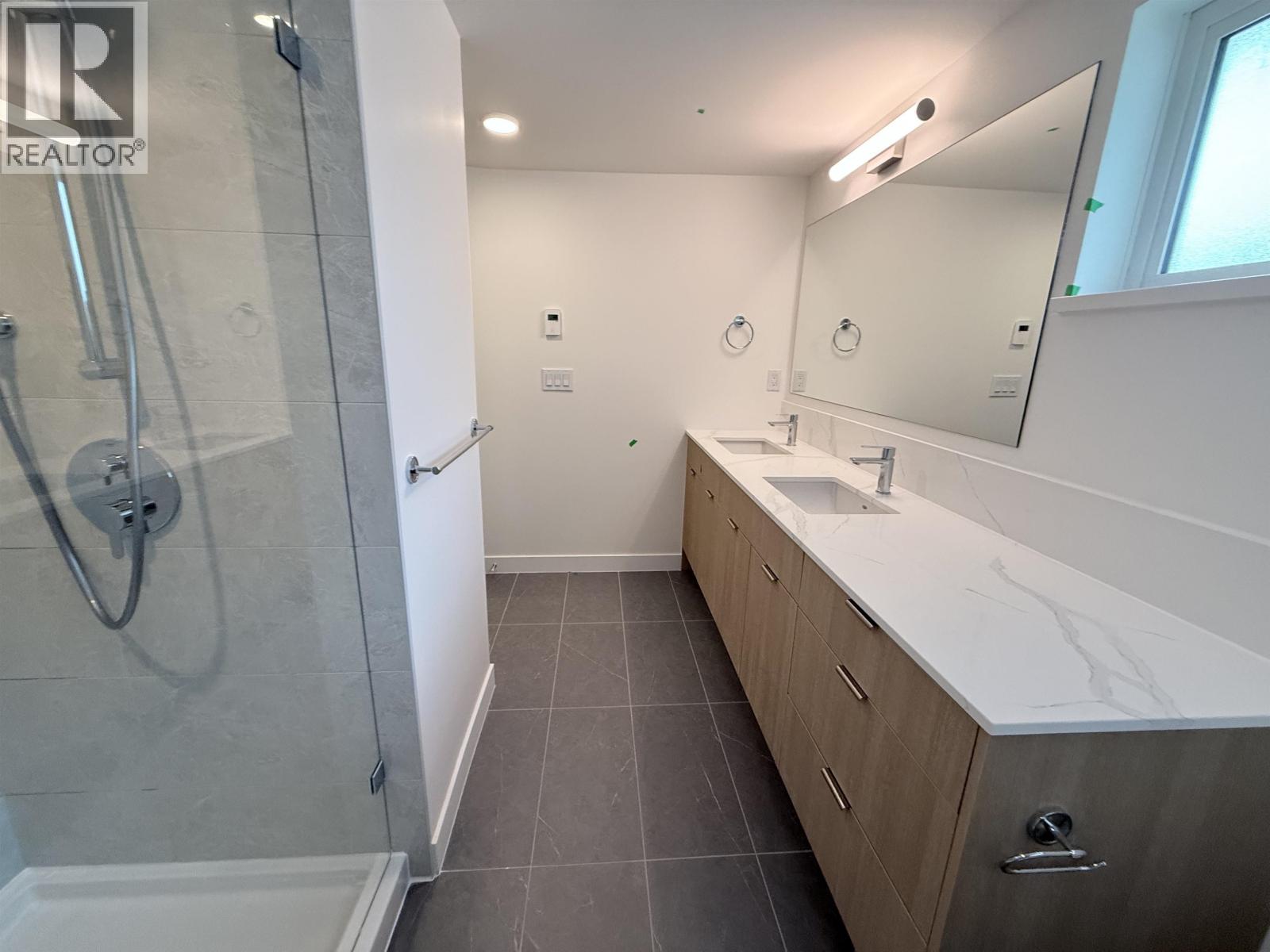 202 381 Clayton Street, Coquitlam, British Columbia  V3K 0J8 - Photo 18 - R3054219